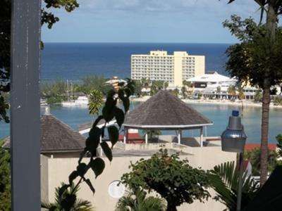 Ocho Rios, St. Ann, GB£64,000